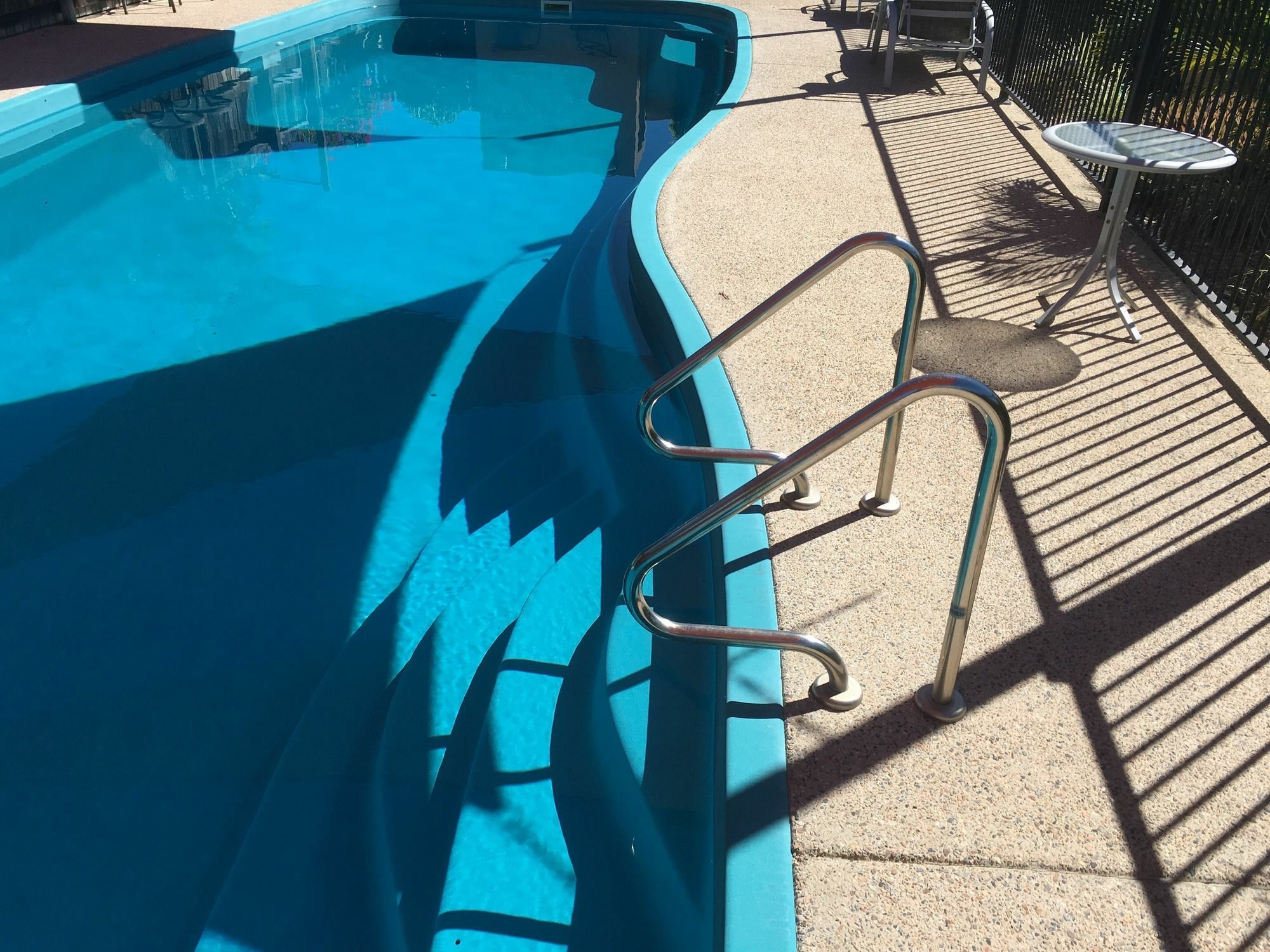 Bluewater Harbour Motel Боуэн Экстерьер фото